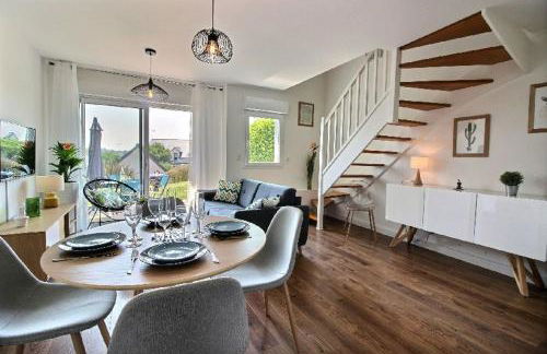 Gite - Le Toucan - Maison avec Terrasse dans parc avec piscine proche plages et Golf - Foto 1