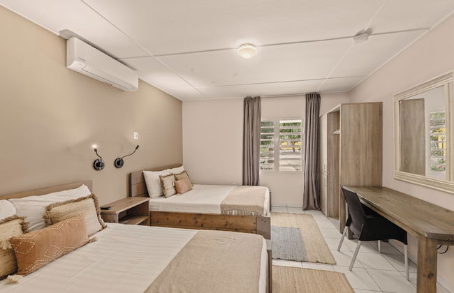 Bon Bini Seaside Resort - Photo 5