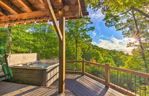 Couples Treehouse Retreat with Hot Tub and Views - Foto 1