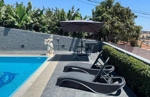 Funchal Apt- Sleeps 2 - Pool & Parking - Madeira - Foto 39