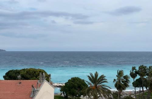 STUDIO EN FACE DE LA PLAGE AVEC une VUE FANTASTIQUE ! - Foto 4