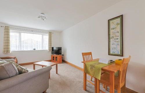 Spacious Self Contained Annexe with Parking - Pass the Keys - Foto 11