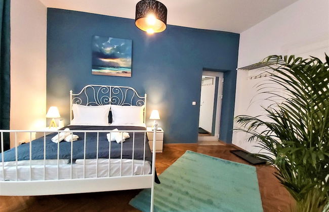 92 Residence - Photo 7