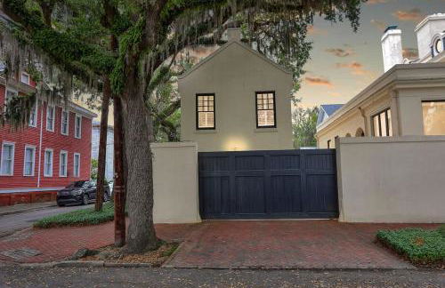 Carriage House at Forsyth 30 Night Minimum - Foto 41