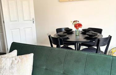 Spacious 3-Bed House - Contractors & Families - Free Parking - Fast Wifi - Foto 20