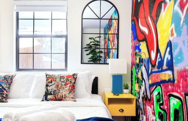 Graffiti and Glam Wonderland - Foto 2