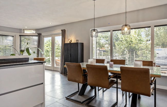 Holiday Home With a Garden and Parking - Foto 13