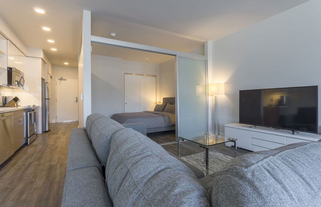 Domicile Suites at Mark on 8th - Photo 6