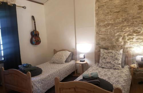 Appartement à FONTAINE DE VAUCLUSE - Foto 12