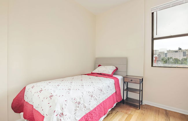 Furnished Empire Blvd Guest House - Photo 20