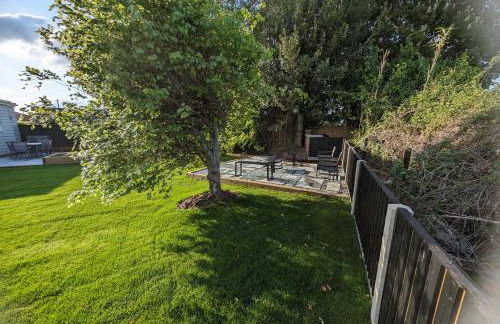 Hoot Hollow - Hot Tub Hideaway - Foto 35