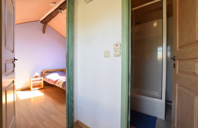 Authentic Holiday Home in Gouvy near Forest - Photo 42