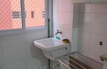 Apê 50 metros da praia com wifi e garagem - Foto 5