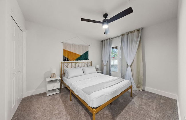 Spacious 6 Bed House Airport Pet Friendly AFB - Foto 16