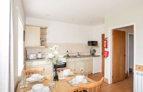 Ceiriad - 9 Ty'n Don - Photo 9