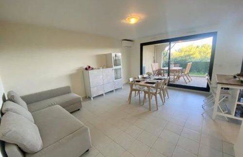 Nice Ouest- 2P au Calme, Piscine, AC - Photo 10
