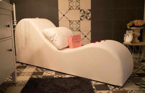 Les Charmes du Lac Gite Romantique avec jacuzzi privatif - Foto 20