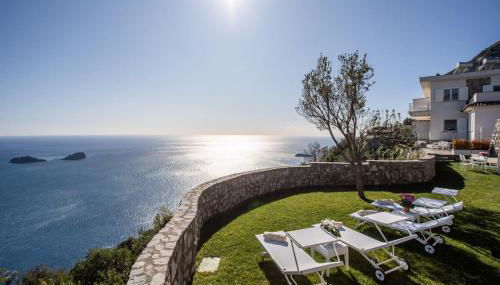 Belvedere delle Sirene with Views Pool and Guest Services by Feeling Italy - Foto 2
