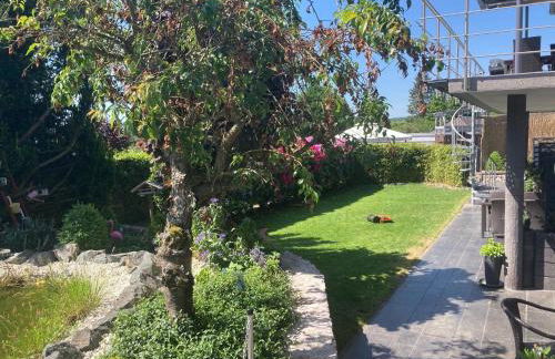 Ferienwohnung Schlossblick - 4 Sterne Sauna Pool Whirlpool exklusiv - Foto 9