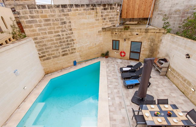 Nadurin Gozitan Villa 7 Bedr 2 Pools - Foto 23
