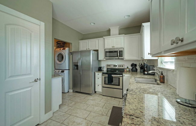 Ridley Retreat Community Pool, Mins to the Beach Corpus Christi + Port A - Foto 11