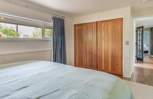 1 Mi to UO Campus - Family Home with Pool Table! - Photo 14