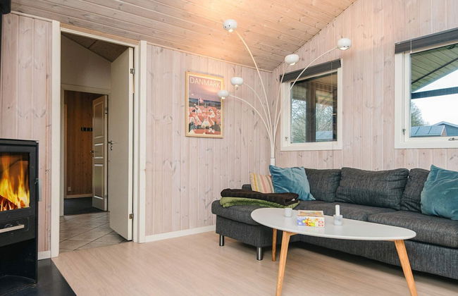 Rustic Holiday Home in Ansager near Water - Photo 20