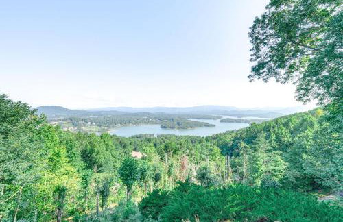 Hiawassee Home with Fire Pit and Furnished Deck! - Foto 28