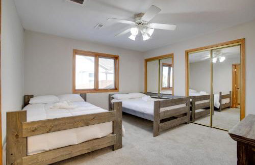 Private Pool and Yard Spacious Brighton Home! - Foto 17