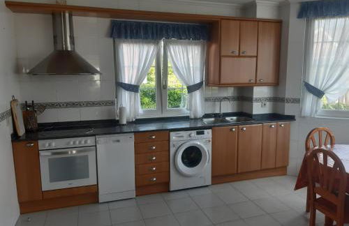 casa a 50 metros de playa con piscina cubierta - Foto 11