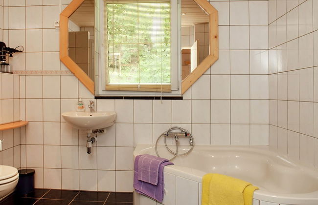 Apartment With Balcony in Brixen in Thale, Tyrol - Photo 11