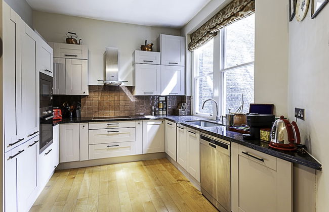 Elegance in Westminster: Victoria Vibes Apartment - Foto 10