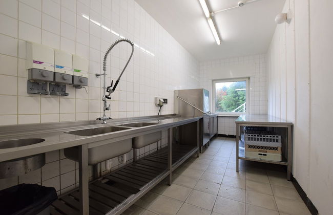 Spacious Holiday Home in Vielsalm near Baraque de Fraiture - Photo 16