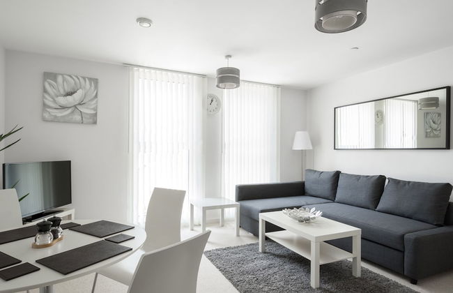 Central View Apartment - Photo 1