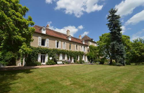 Mansion in Champvert with Pond View Terrace - Foto 10