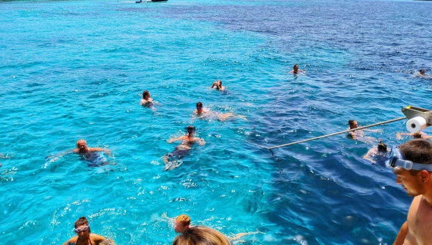 Nadando en las aguas de Formentera