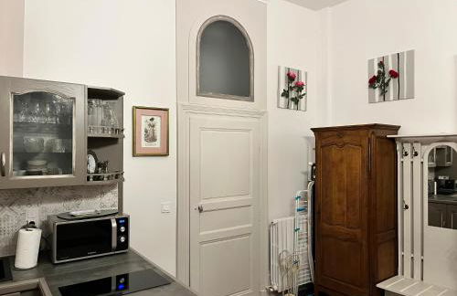 Châtel Rose - Historical Centre with Garden - Foto 10