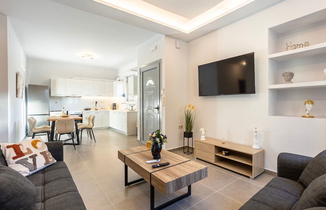 Filiatra Charming Urban Escape Your Cozy Retreat - Foto 8