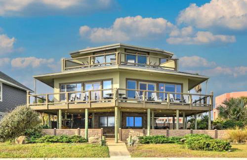 Chic Home: Ocean Views, Hot Tub & Game Room! - Foto 2