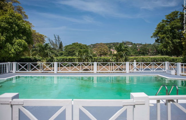 Breezy Shores at Cardiff Hall - Photo 32