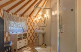 Cozy Romantic Yurt Rental in Woodlands near California Beach Town of Cayucos - Foto 56