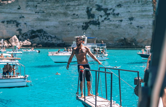 Passeio de barco pirata por Lampedusa - Foto 1