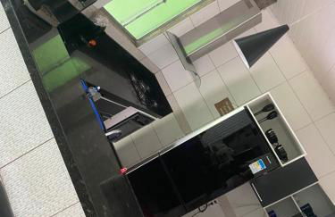 Casa Grande com 2 quartos e 3 camas com AR CONDICIONADO nos dois quartos - Foto 22