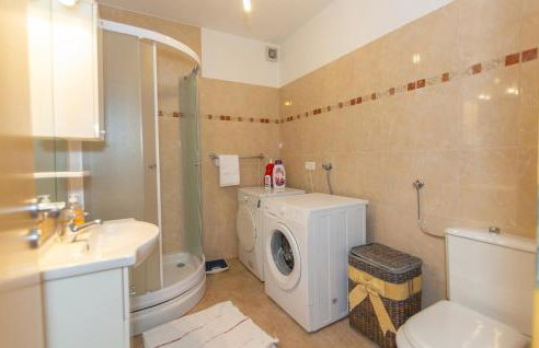 6 Bedroom Nice Home In Svib - Foto 34