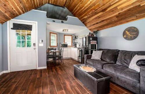 Serene Loft Cabin with Outdoor Grill and Fire Pit in Creal Springs, Illinois - Foto 15