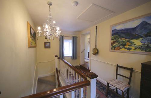 3-bedroom cottage set in a large enclosed garden - Foto 36