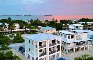 Newly built home in Cudjoe Key - Foto 1