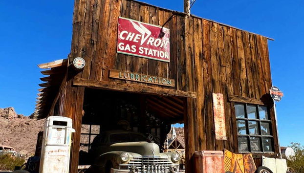 Excursão a Seven Magic Mountains, Nelson e Pioneer Saloon - Photo 3, Um antigo posto de gasolina em Nelson