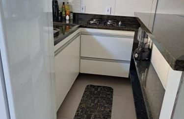 Casa nova com 3 quartos, equipada com Ar Condicionado, TV, Internet e Área de Lazer Completa - Boiçucanga - Foto 4