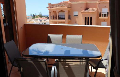 Luxury 3-bedroom apartment at high-end Praia da Luz - Photo 25